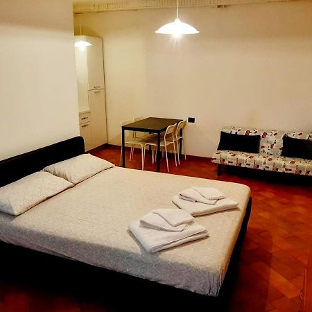 Il Vicolo By Turistica Apartment โดโมดอสโซลา ภายนอก รูปภาพ